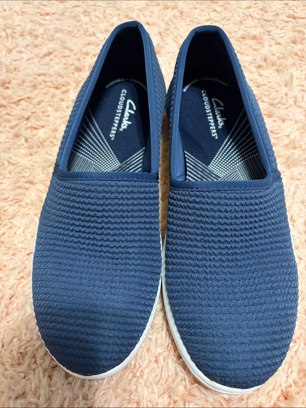 Clark’s Cloudsteppers Breeze Navy Textile Slip-on Sneaker women’s size 7.5M